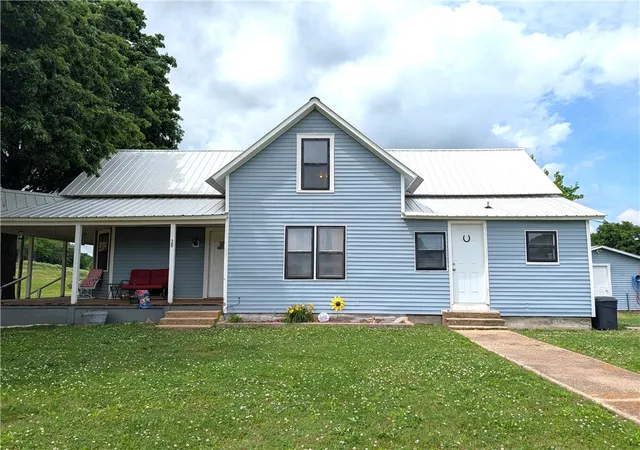 Photo 3 of Single family home for sale at 30 County Rd 721, Berryville, AR 72616 | MLS# 1348436 | Listing updated on 2026-09-19