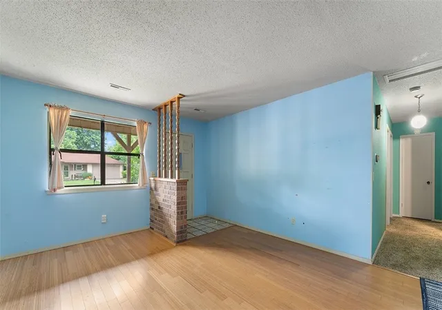 Photo 3 of Single family home for sale at 1404 Daline St, Springdale, AR 72762 | MLS# 1348191 | Listing updated on 2026-09-05