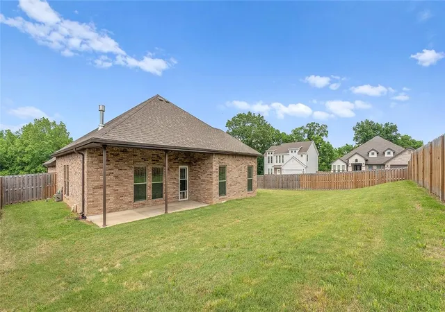 Photo 1 of Single family home for sale at 2401 Lock Ln, Pea Ridge, AR 72751 | MLS# 1347975 | Listing updated on 2026-10-06