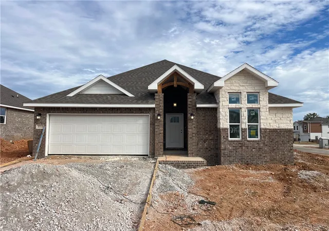 Single family home for sale at 2711 Buckside St, Springdale, AR 72762 | MLS# 1348672