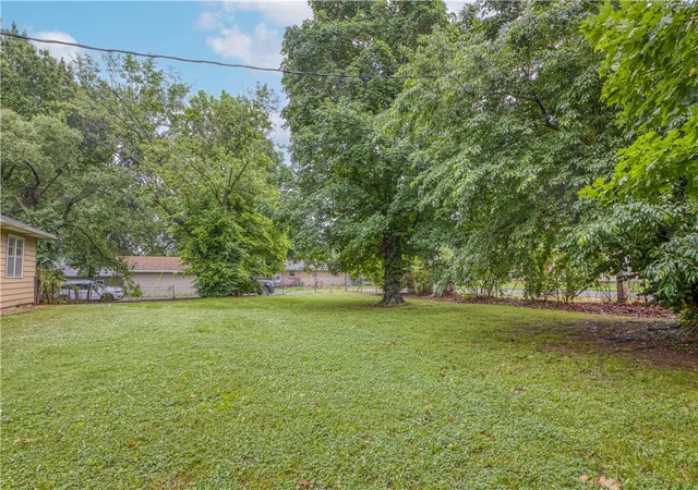 Photo 22 of Sale Pending at 102 W Garner St, Goodman, MO 64843 | MLS# 1348858 | Listing updated on 2026-09-02