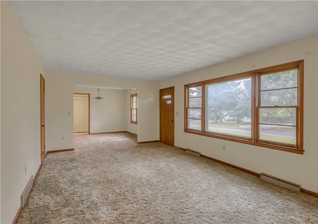 Photo 4 of Sale Pending at 102 W Garner St, Goodman, MO 64843 | MLS# 1348858 | Listing updated on 2026-09-02