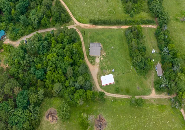 Photo 37 of Single family home for sale at 16009 Bradshaw, Mountainburg, AR 72946 | MLS# 1348755 | Listing updated on 2026-09-15