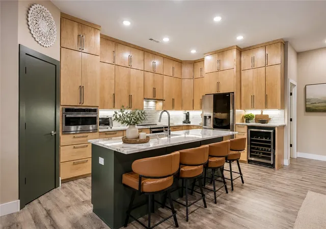 Photo 1 of Single family home for sale at 37 Shropshire Dr, Bella Vista, AR 72714 | MLS# 1348690 | Listing updated on 2026-10-27