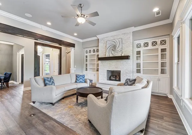 Photo 3 of Sale Pending at 702 Saddle Ridge Rd, Bentonville, AR 72712 | MLS# 1348883 | Listing updated on 2026-09-01