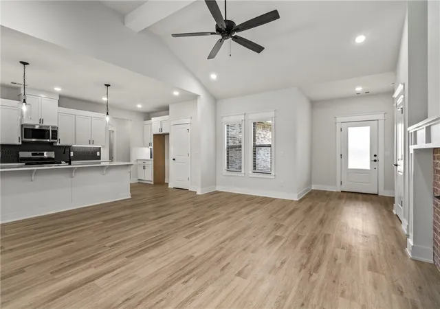 Photo 3 of Single family home for sale at 145 W Pitts St, Farmington, AR 72730 | MLS# 1349161 | Listing updated on 2026-09-06