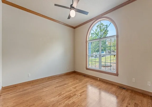 Photo 3 of Single family home for sale at 37 Grier Dr, Bella Vista, AR 72715 | MLS# 1348935 | Listing updated on 2026-09-09