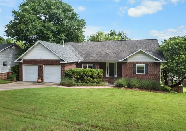 Photo 1 of Single family home for sale at 104 Lake Rd, Springdale, AR 72764 | MLS# 1349344 | Listing updated on 2026-08-30