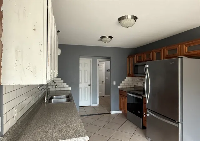 Photo 4 of Sale Pending at 1705 N Valor, Siloam Springs, AR 72761 | MLS# 1349378 | Listing updated on 2026-08-31