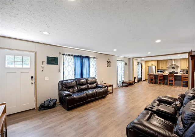 Photo 3 of Manufactured home for sale at 1389 Casa Mountain Rd, Casa, AR 72025 | MLS# 1349501 | Listing updated on 2026-09-10