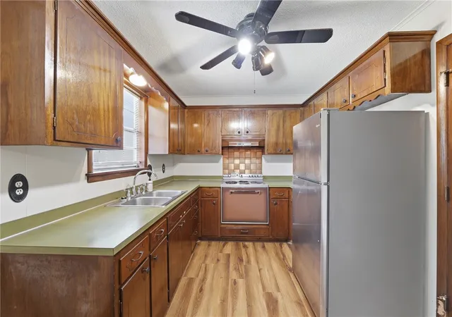 Photo 4 of Sale Pending at 725 N Washington Ave, Fayetteville, AR 72701 | MLS# 1349594 | Listing updated on 2026-09-02
