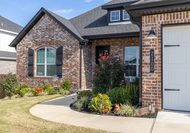 Photo 1 of Single family home for sale at 2100 Crandall Rd, Pea Ridge, AR 72751 | MLS# 1349610 | Listing updated on 2026-08-29