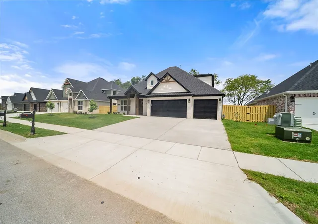 Photo 2 of Sale Pending at 1330 Josephine Dr, Centerton, AR 72719 | MLS# 1349079 | Listing updated on 2026-09-30
