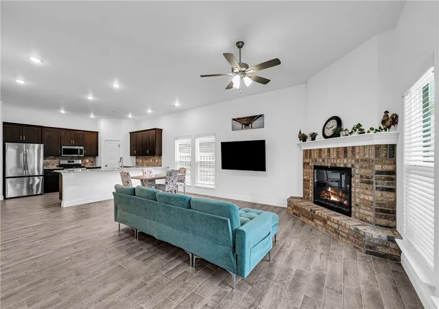Photo 3 of Single family home for sale at 1521 Ari Ave, Centerton, AR 72719 | MLS# 1349042 | Listing updated on 2026-09-02