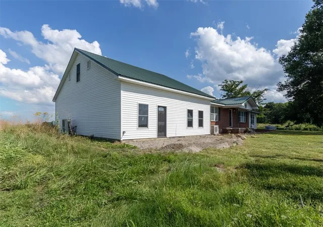 Photo 4 of Single family home for sale at 794 Route E, Rocky Comfort, MO 64861 | MLS# 1349677 | Listing updated on 2026-09-11