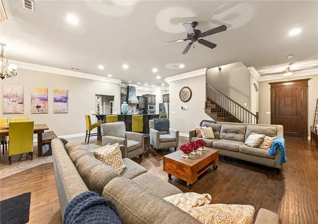Photo 2 of Single family home for sale at 907 Glen Arbor Ave, Bentonville, AR 72713 | MLS# 1349838 | Listing updated on 2026-09-13