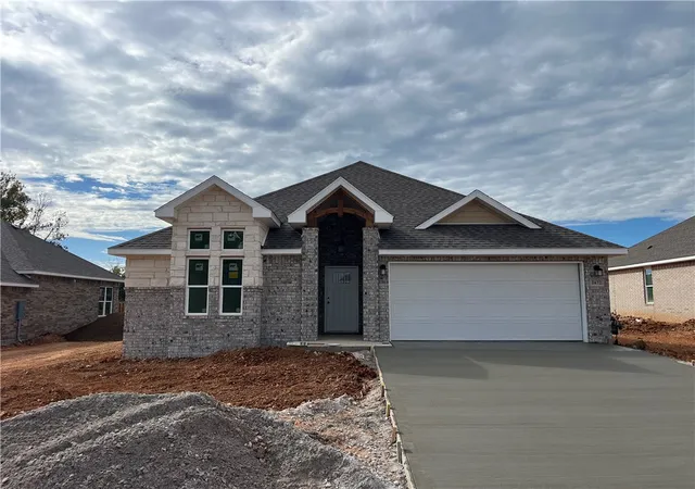 Single family home for sale at 2672 Buckside St, Springdale, AR 72762 | MLS# 1350920