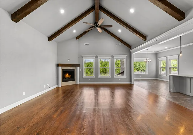 Photo 4 of Sale Pending at 1160 Elizabeth Dr, Bentonville, AR 72713 | MLS# 1350940 | Listing updated on 2026-10-19