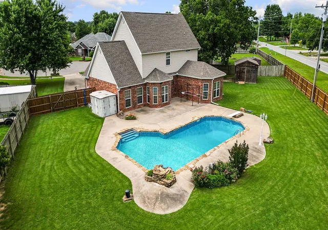 Photo 1 of Sale Pending at 6425 W Pagosa Pl, Fayetteville, AR 72704 | MLS# 1351035 | Listing updated on 2026-08-30