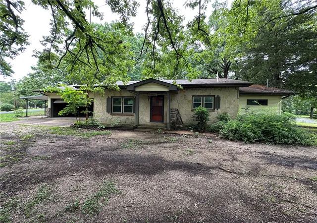 Single family home for sale at 226 North Dr, Lakeview, AR 72642 | MLS# 1351388