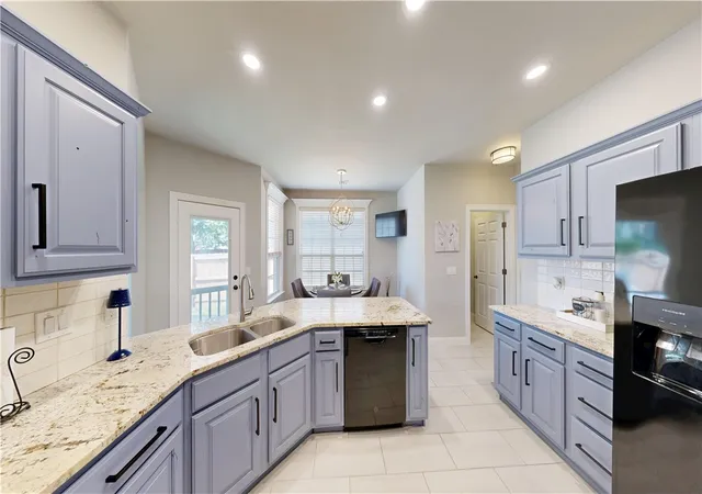 Photo 4 of Single family home for sale at 5706 Stoney Crk Dr, Rogers, AR 72758 | MLS# 1351429 | Listing updated on 2026-08-30