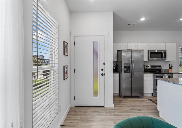 Photo 2 of Single family home for sale at 850 Ventnor Ave, Bentonville, AR 72713 | MLS# 1348361 | Listing updated on 2026-09-11