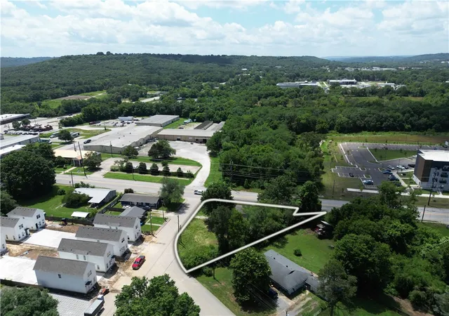 Photo 3 of Land for sale at 602 W 15th Street, Fayetteville, AR 72701 | MLS# 1351595 | Listing updated on 2026-08-31