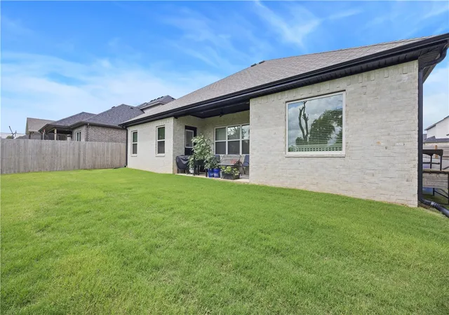 Photo 32 of Single family home for sale at 1110 Whistler St, Bentonville, AR 72713 | MLS# 1351025 | Listing updated on 2026-08-30
