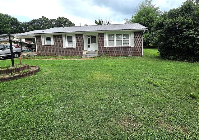 Photo 1 of Sale Pending at 113 Pleasant Ave, Berryville, AR 72616 | MLS# 1351653 | Listing updated on 2026-09-01