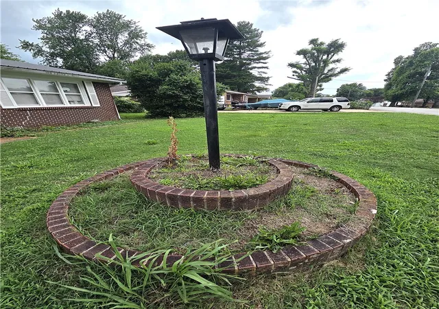 Photo 3 of Sale Pending at 113 Pleasant Ave, Berryville, AR 72616 | MLS# 1351653 | Listing updated on 2026-09-01