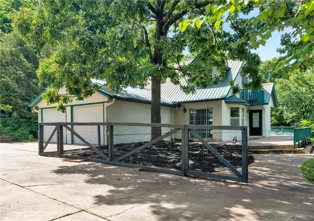 Photo 3 of Single family home for sale at 13559 S Highway 170, West Fork, AR 72774 | MLS# 1351274 | Listing updated on 2026-09-25