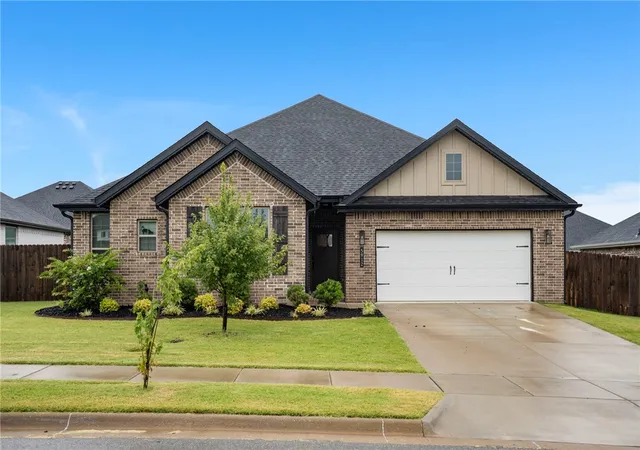 Photo 1 of Single family home for sale at 5912 Sw Gentle Winds Ave, Bentonville, AR 72713 | MLS# 1351787 | Listing updated on 2026-10-21