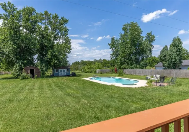 Photo 4 of Single family home for sale at 1301 Laurel Ave, Rogers, AR 72758 | MLS# 1351904 | Listing updated on 2026-09-30