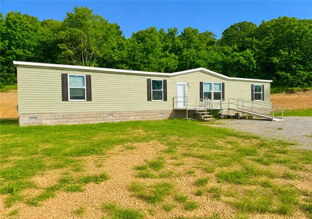 Photo 1 of Manufactured home for sale at 723 Industrial Park Dr, Anderson, MO 64831 | MLS# 1352039 | Listing updated on 2026-08-31