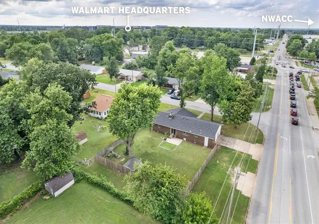 Photo 3 of Single family home for sale at 2406 Se 15th Street, Bentonville, AR 72712 | MLS# 1351406 | Listing updated on 2026-09-13