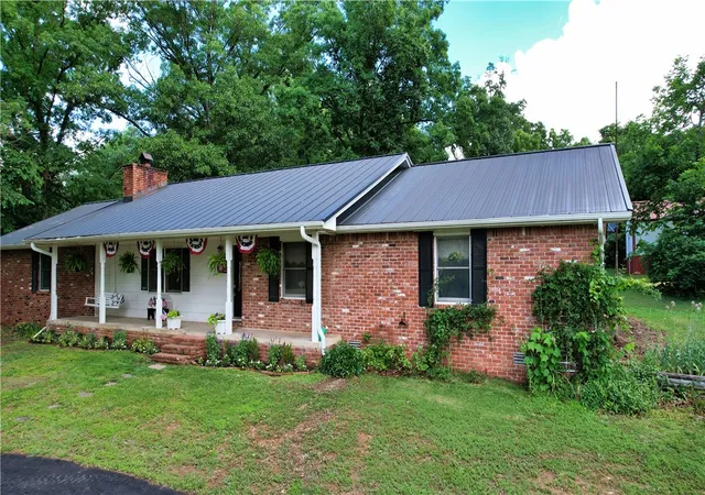 Photo 3 of Single family home for sale at 14214 Highway 62, Rogers, AR 72756 | MLS# 1352152 | Listing updated on 2026-10-07