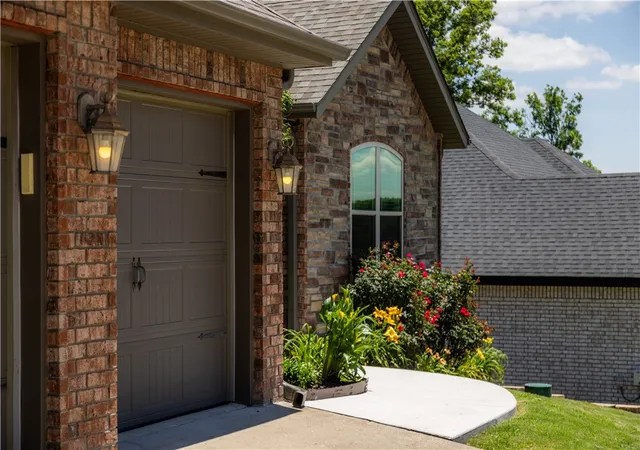 Photo 3 of Sale Pending at 1206 Sycamore St, Cave Springs, AR 72718 | MLS# 1352346 | Listing updated on 2026-09-27