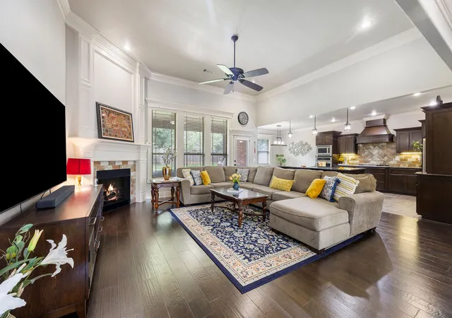 Photo 1 of Single family home for sale at 1011 Hunters Pointe, Bentonville, AR 72713 | MLS# 1352329 | Listing updated on 2026-08-30