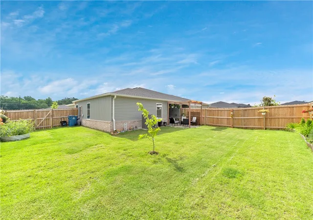 Photo 1 of Townhouse for sale at 6615 Nw Gregory St, Bentonville, AR 72713 | MLS# 1352494 | Listing updated on 2026-09-14