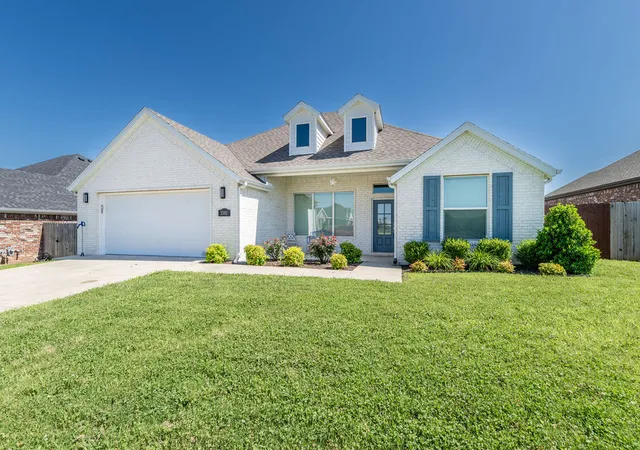 Photo 3 of Sale Pending at 3581 Avon Ave, Springdale, AR 72764 | MLS# 1352540 | Listing updated on 2026-09-14