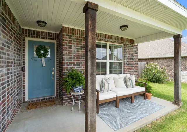 Photo 4 of Single family home for sale at 1138 Cyn Gate Dr, Siloam Springs, AR 72761 | MLS# 1352635 | Listing updated on 2026-08-31