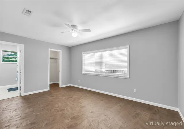 Photo 4 of Single family home for sale at 303 Pleasant View Ln, Pineville, MO 64856 | MLS# 1352382 | Listing updated on 2026-10-16