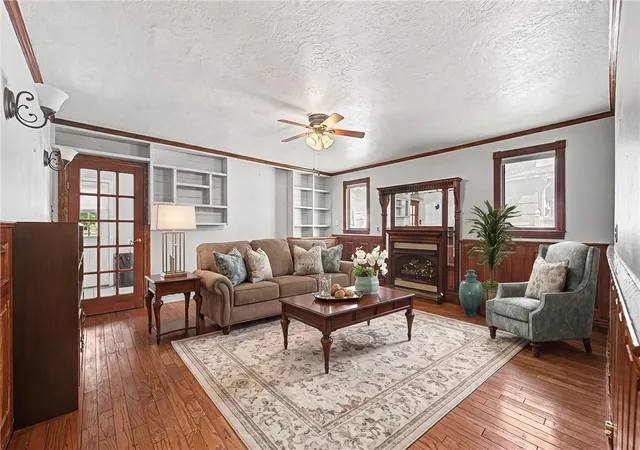 Photo 2 of Sale Pending at 1114 S 4th Street, Rogers, AR 72756 | MLS# 1352645 | Listing updated on 2026-09-08