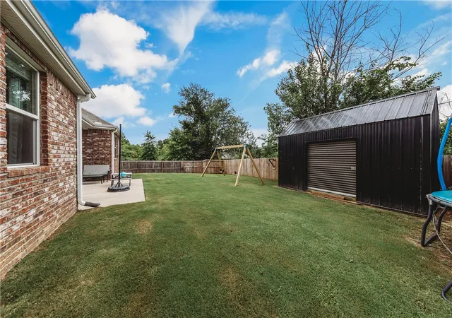 Photo 3 of Single family home for sale at 5803 W Poison Springs Dr, Fayetteville, AR 72704 | MLS# 1352742 | Listing updated on 2026-09-13