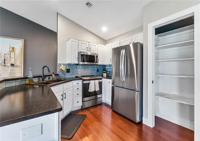 Photo 4 of Single family home for sale at 13 Greenridge Ln, Bentonville, AR 72712 | MLS# 1352420 | Listing updated on 2026-09-13