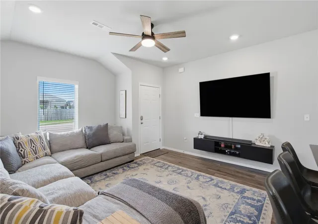 Photo 3 of Single family home for sale at 3434 Telluride St, Springdale, AR 72764 | MLS# 1352800 | Listing updated on 2026-08-31