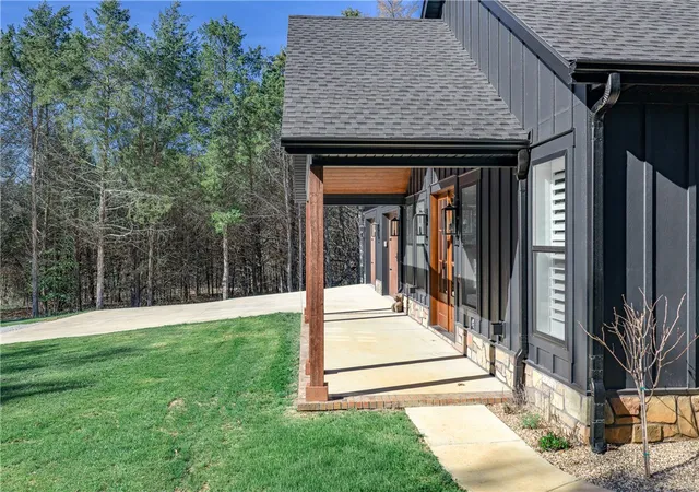 Photo 2 of Single family home for sale at 18108 & 18110 Edgewood Rd, Fayetteville, AR 72703 | MLS# 1352851 | Listing updated on 2026-09-05