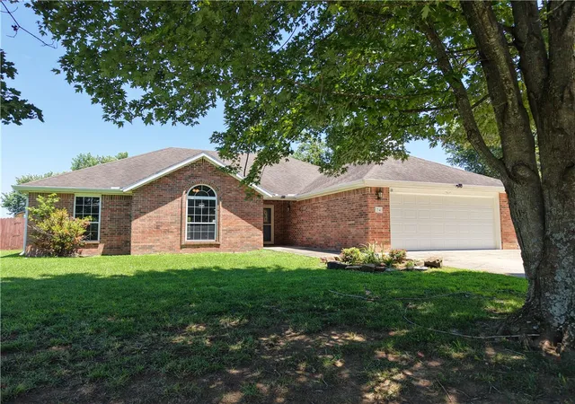 Photo 3 of Single family home for sale at 34 N Letitia Ave, Fayetteville, AR 72701 | MLS# 1352799 | Listing updated on 2026-09-10
