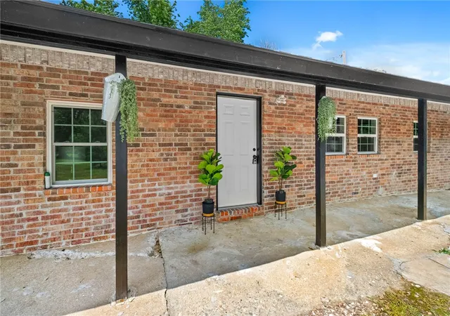 Photo 3 of Single family home for sale at 57128 690 Road, Colcord, OK 74338 | MLS# 1352940 | Listing updated on 2026-09-02
