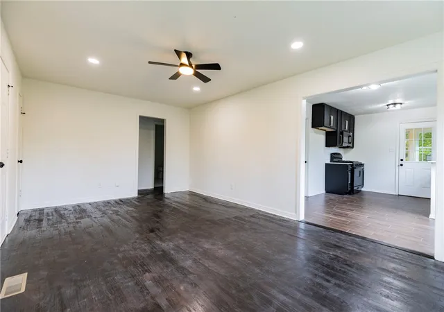 Photo 4 of Single family home for sale at 1400 S 4th Street, Rogers, AR 72756 | MLS# 1353118 | Listing updated on 2026-09-08